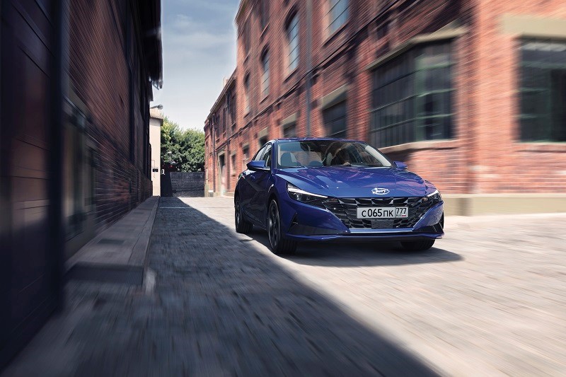 «Хендэ Мотор СНГ» объявляет цены на новый седан Hyundai Elantra седьмого поколения